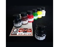 TUSTINTA FEKETE �S SZ�NES